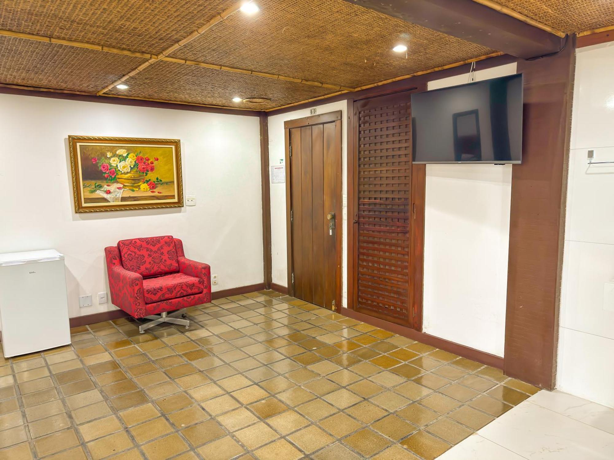 Nacional - Toninhas Hotel 4*